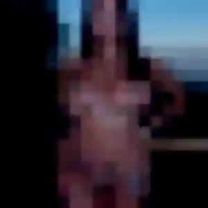 Karima, 19 ans, en ligne à Aix-les-Bains pour un rencontre sexe
