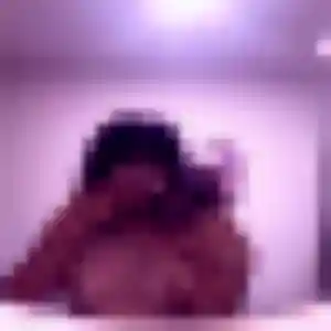 Ameline, 36 ans, connectée à Aubagne pour une rencontre coquine