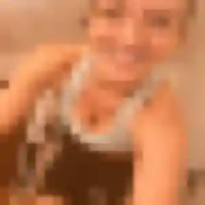 Photo de Salome à Balaruc-les-Bains (42 ans) - rencontre sexe anonyme