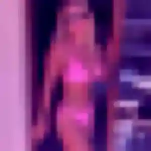 Contacte Anne-Charlotte, 45 ans à Beausoleil en privé