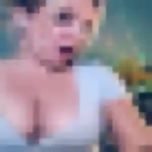 Karen (32 ans) à Bernin attend un rencontre sexe maintenant