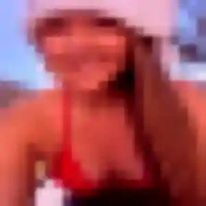 Photo de Vanessa à Bompas (21 ans) - rencontre sexe discret