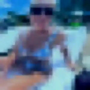 Rejoins Christine, 19 ans à Colomars en privé