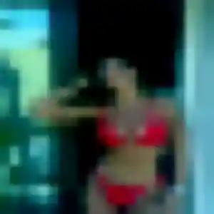Samantha de Cuges-les-Pins, 33 ans - rencontre sexe en toute liberté