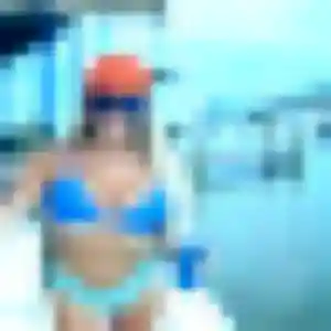 Belle Clementine, 38 ans à Espalion - voir sa photo