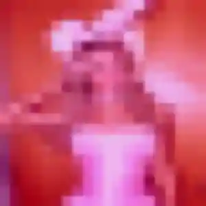 Delia (21 ans) à Grans cherche un rencontre sexe maintenant