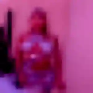 Photo de Nadine à Graveson (21 ans) - rencontre sexe anonyme