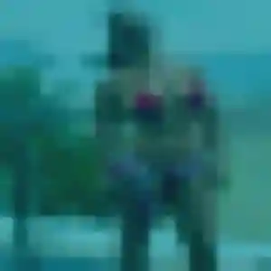 Contacte Meriem, 20 ans à Mimet en privé