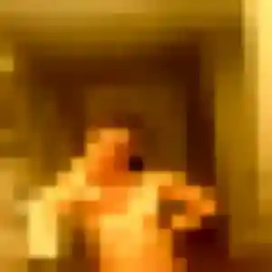 Estee, 26 ans, connectée à Neuilly-Crimolois pour une rencontre coquine