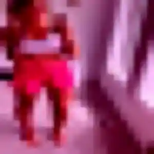 Alice (21 ans) à Orange cherche un rencontre sexe aujourd'hui
