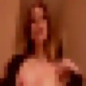 rencontre sexe à Paron : profil de Alexandra, 22 ans - sans engagement