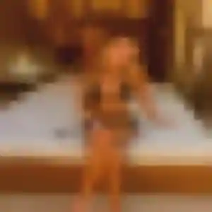 Zineb, 38 ans, en ligne à Pont-de-Roide-Vermondans pour un rencontre sexe