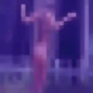 Ameline, 35 ans, en ligne à Saint-Genis-les-Ollières pour une rencontre coquine