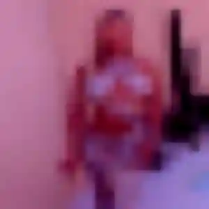 Bertille, 34 ans, connectée à Saint-Martin-le-Vinoux pour un rencontre sexe