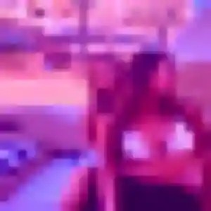 Brune de Saint-Mitre-les-Remparts, 32 ans - rencontre sexe sans prise de tête