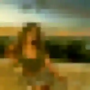 Contacte Jeanne, 26 ans à Saint-Mitre-les-Remparts en privé