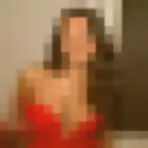 Photo de Lise à Saint-Mitre-les-Remparts (42 ans) - rencontre sexe gratuit