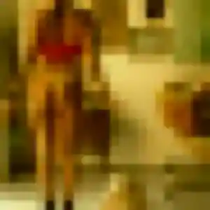 Flore de Saint-Vallier, 25 ans - rencontre sexe discret
