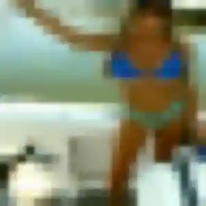 Contacte Celine, 26 ans à Sathonay-Camp en privé