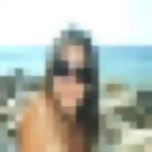 Orane, 32 ans, en ligne à Simiane-Collongue pour une rencontre coquine