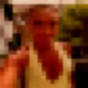 Solange de Six-Fours-les-Plages, 32 ans - rencontre sexe en toute liberté