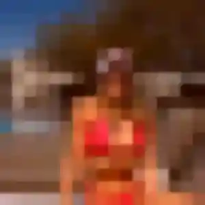 Sexy Karine, 27 ans à Souillac - découvrir son profil