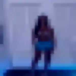 Rejoins Albertine, 22 ans à Teyran gratuitement