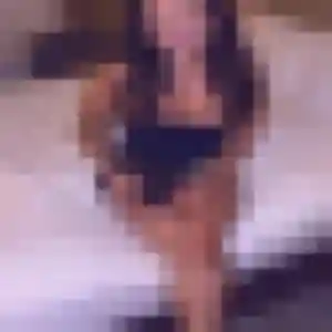 Lou-Anne de Tourves, 21 ans - rencontre sexe sans prise de tête