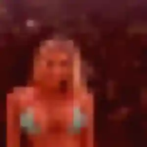 Photo de Amel à Vernaison (34 ans) - rencontre sexe sans inscription