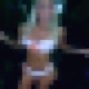 Contacte Manon, 24 ans à Villeneuve en privé