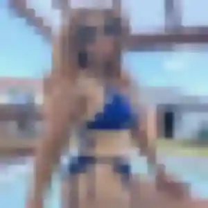 Photo de Solange à Villieu-Loyes-Mollon (44 ans) - rencontre sexe gratuit