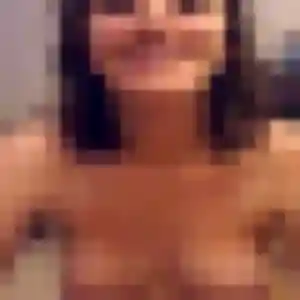 Margot, 33 ans, connectée à Yssingeaux pour un rencontre sexe